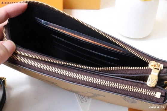 WIS ZIP LOUIS DOUBLE POCHETTE VUITTON 1124